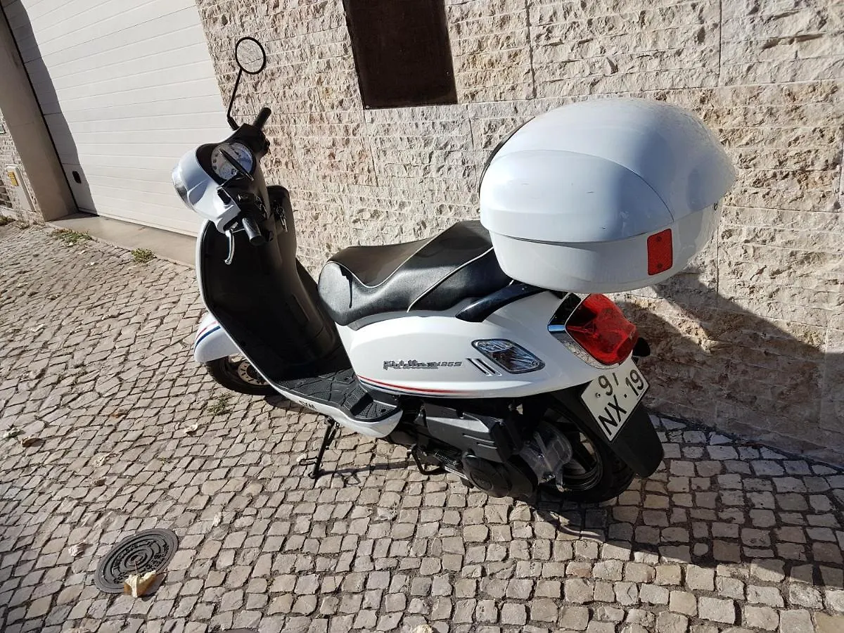 Room With Private Bathroom -Alcantara Lisboa Pensionat